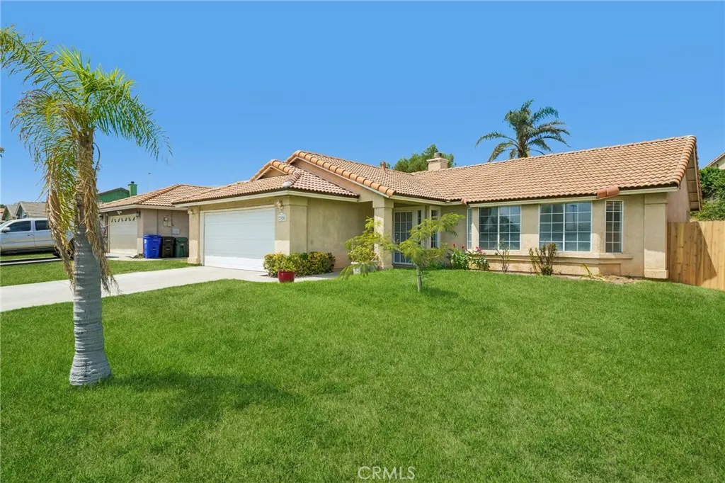 2320 W Sunrise Drive, Rialto, California 92377 — photo 4