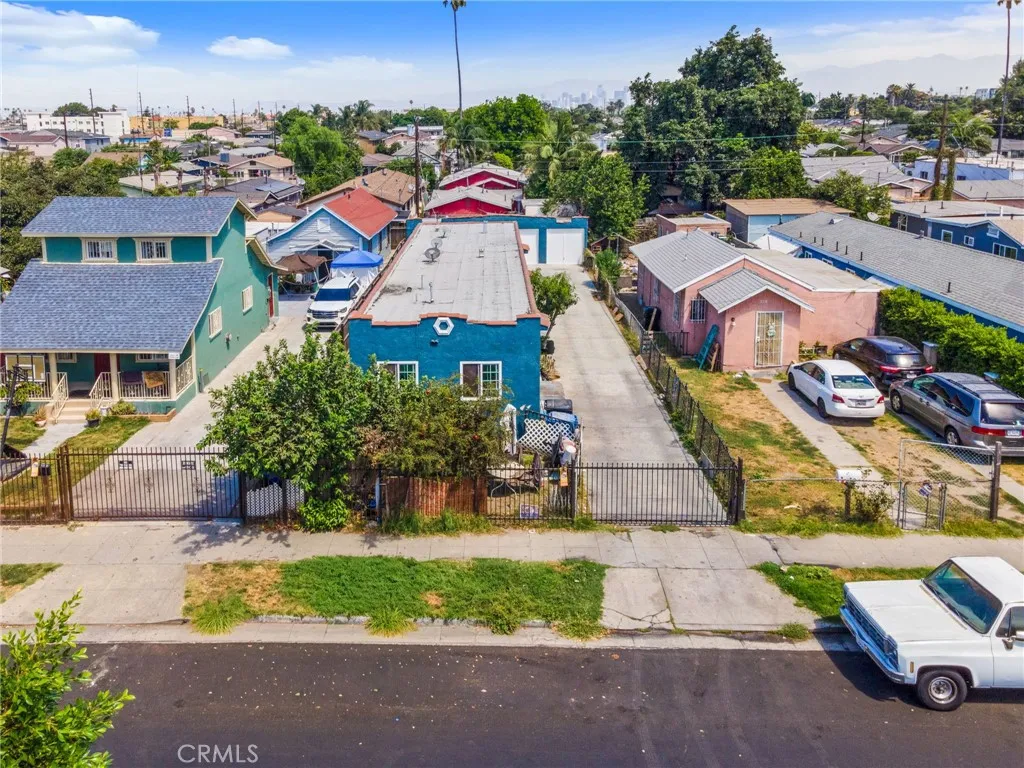 135 E 77th Street 3, Los Angeles, California 90003 — photo 5
