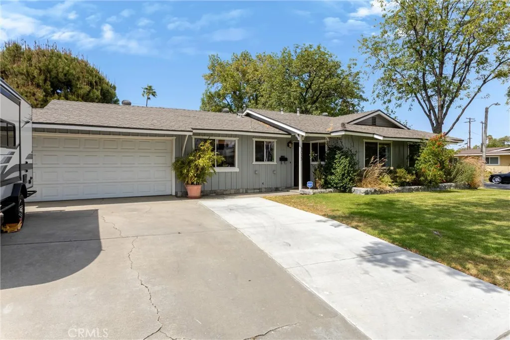 9053 Delano, Riverside, California 92503 — photo 5