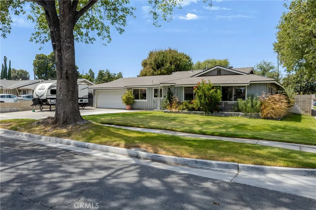 9053 Delano, Riverside, California 92503 — photo 4