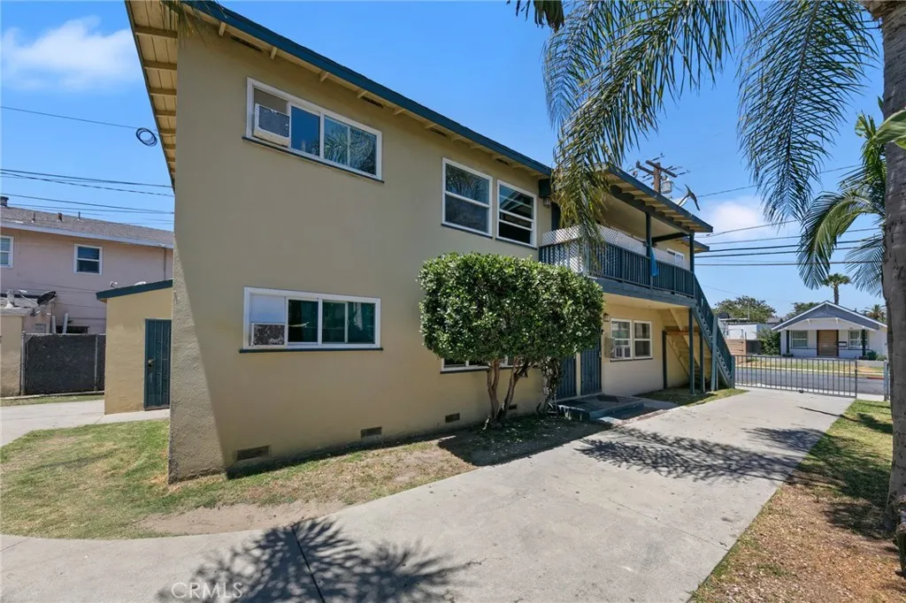 92 E Louise, Long Beach, California 90805 — photo 5