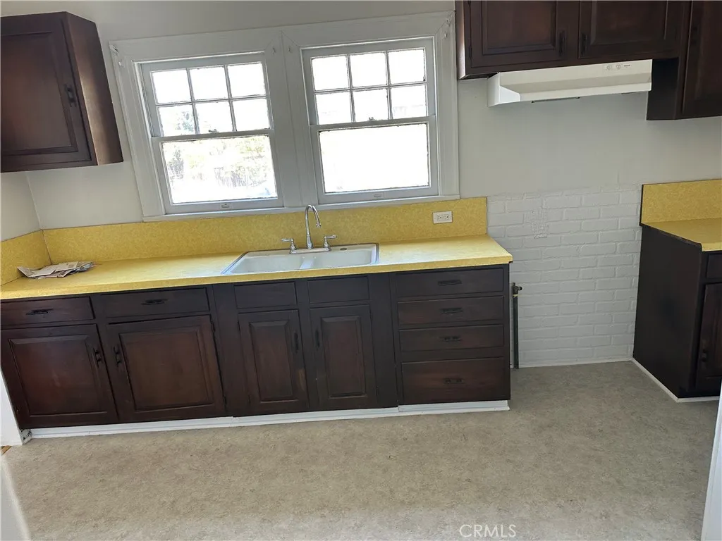 2134 Magnolia, Los Angeles, California 90007 — photo 5