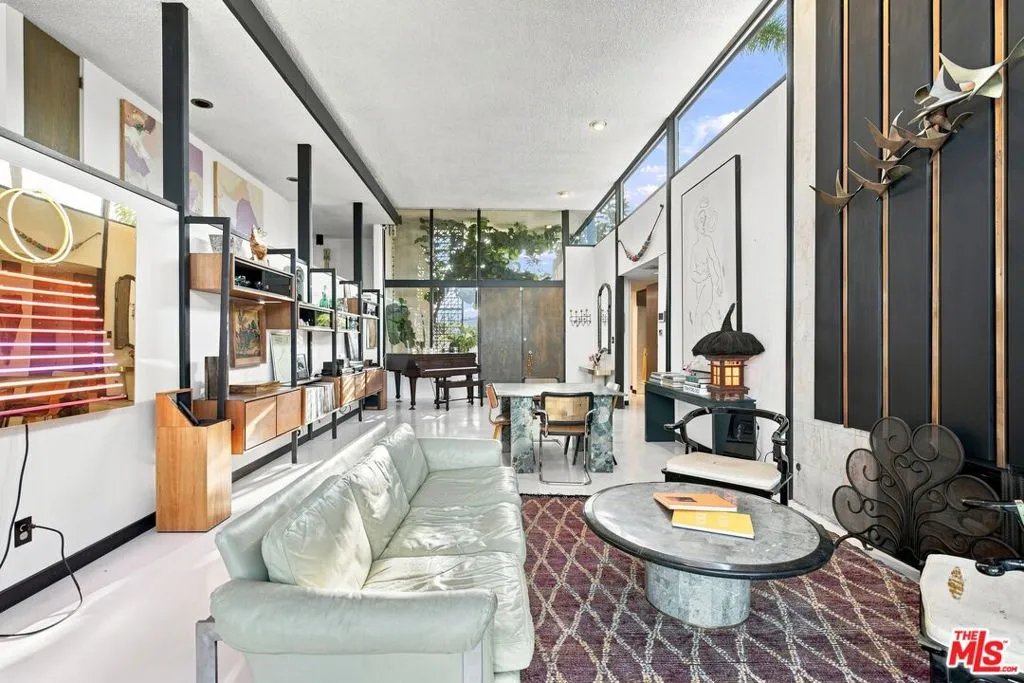 936 Fortune Way, Los Angeles, California 90042 — photo 4