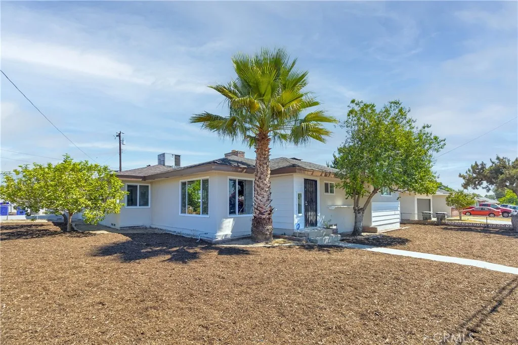 310 E Mariposa, Rialto, California 92376 — photo 4