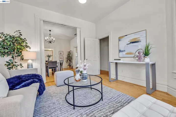 1221 Campbell, Oakland, California 94607 — photo 4