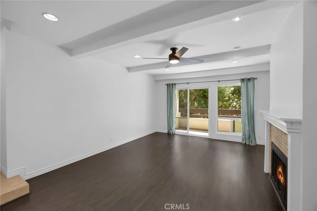 21372 Brookhurst, Huntington Beach, California 92646 — photo 5