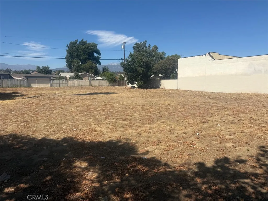 1265 W Holt, Pomona, California 91768 — photo 4