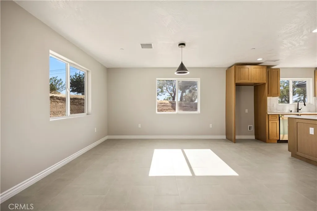 18427 Talisman, Hesperia, California 92345 — photo 5