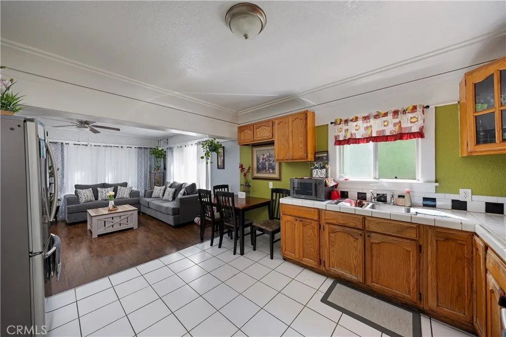 643 Elm Avenue, Long Beach, California 90802 — photo 5