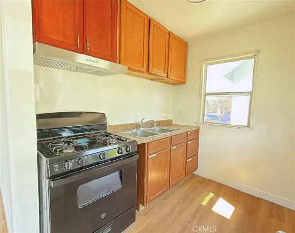 359 Drake, Upland, California 91786 — photo 5