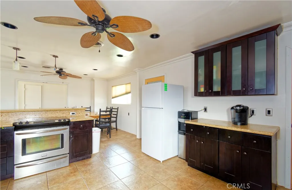 460 Seville, Blythe, California 92225 — photo 5