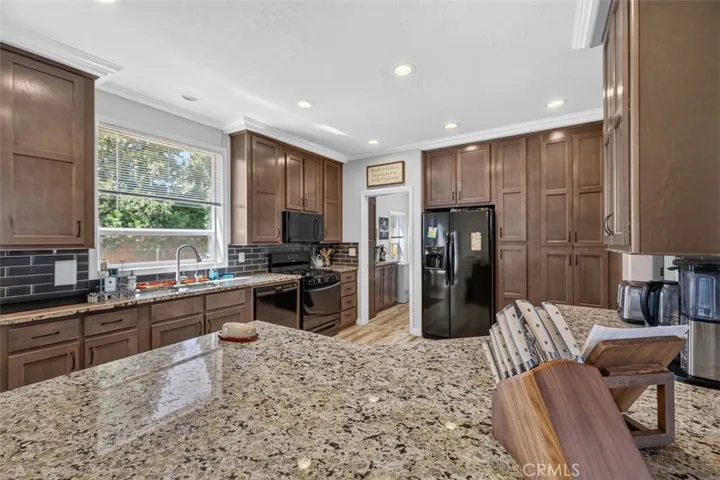 huge kitchen