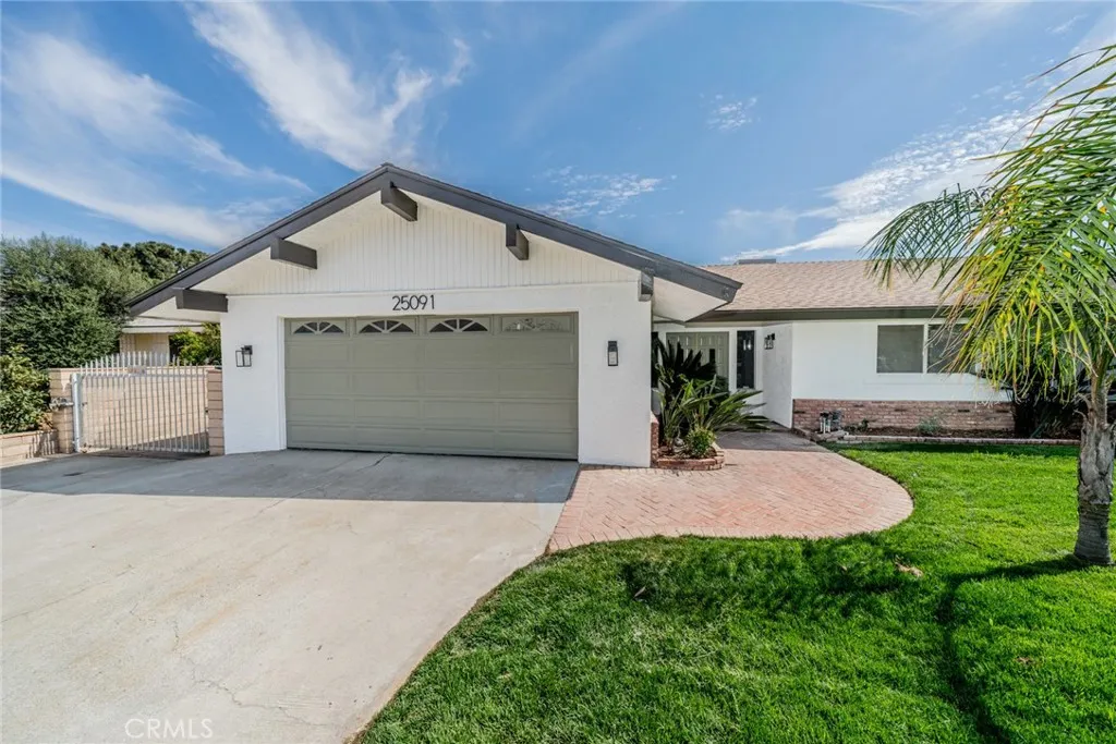 25091 Lamayo Ave