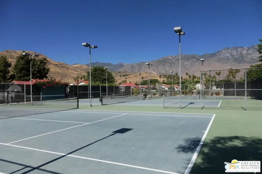2360 W Miramonte Circle F, Palm Springs, California 92264 — photo 5