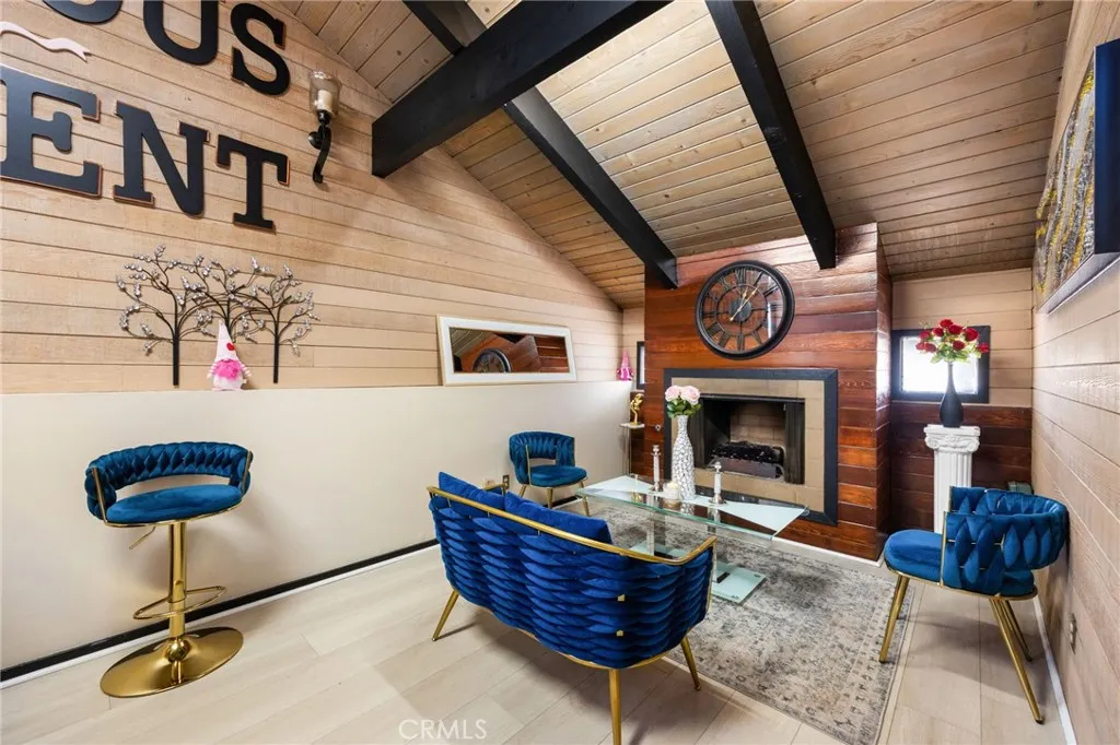 630 S Glassell, Orange, California 92866 — photo 5