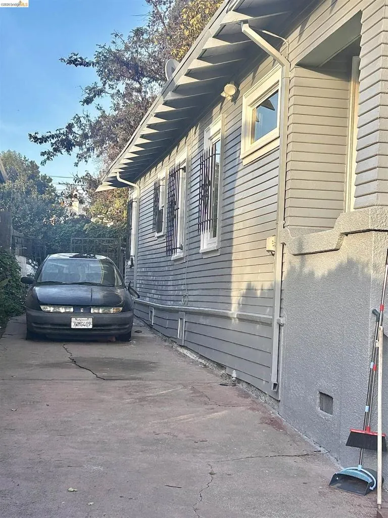 2806 Foothill Blvd, Oakland, California 94601 — photo 5