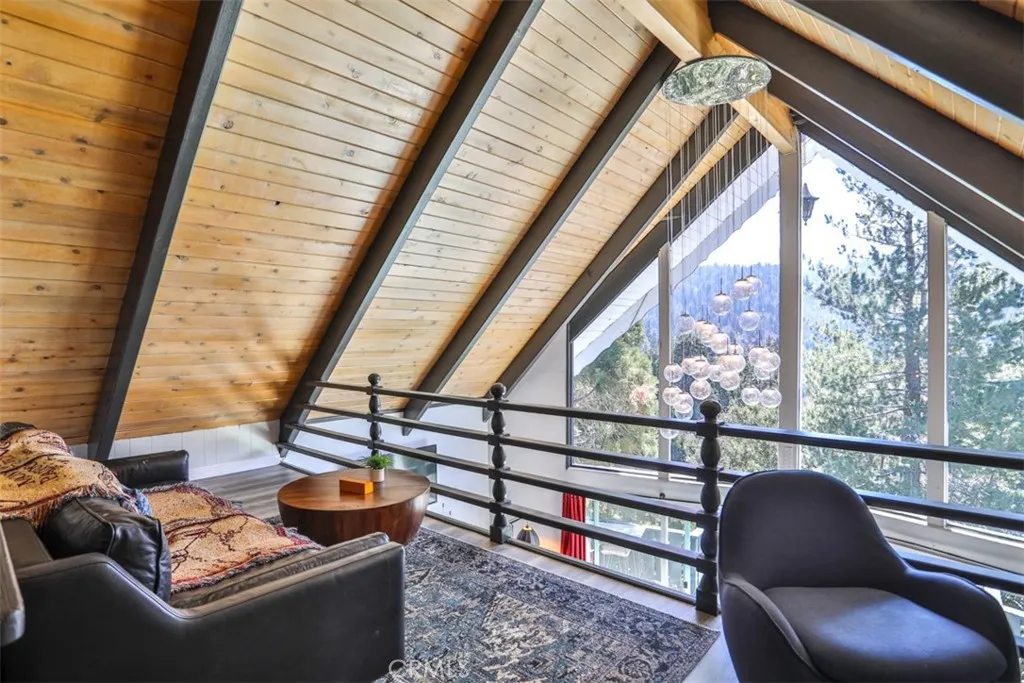 24833 Matterhorn Court, Crestline, California 92325 — photo 4