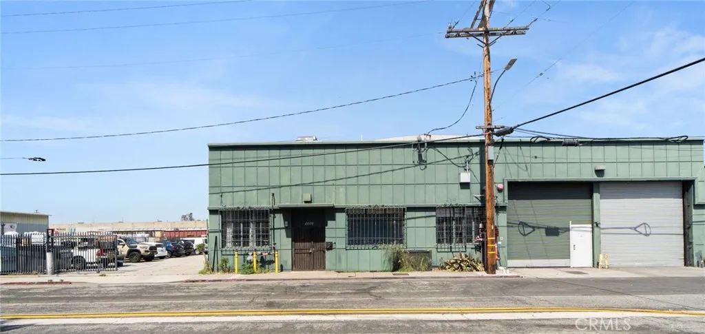 4609 Hampton, Vernon, California 91011 — photo 4