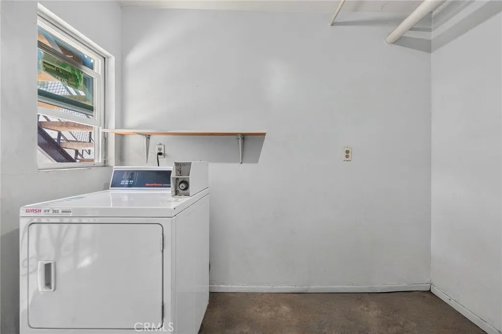 823 Lagoon, Wilmington, California 90744 — photo 5