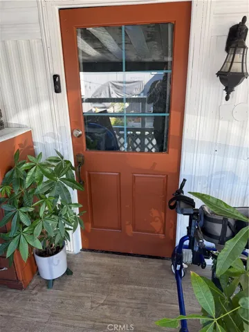 Froont Door