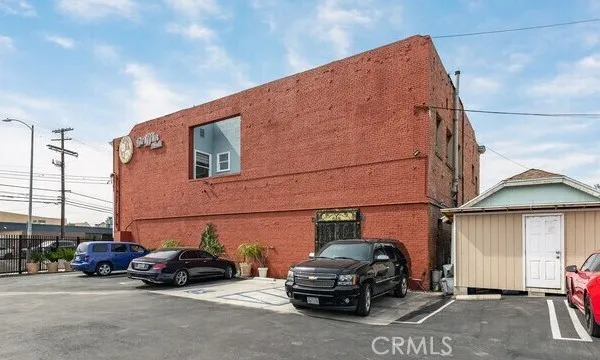 4117 W Pico Blvd