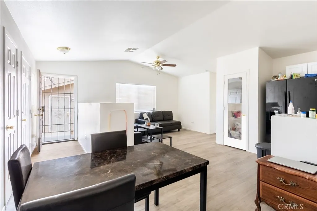 7221 Murray, Yucca Valley, California 92284 — photo 4