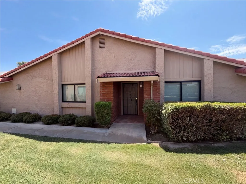 103 Camino Arroyo S