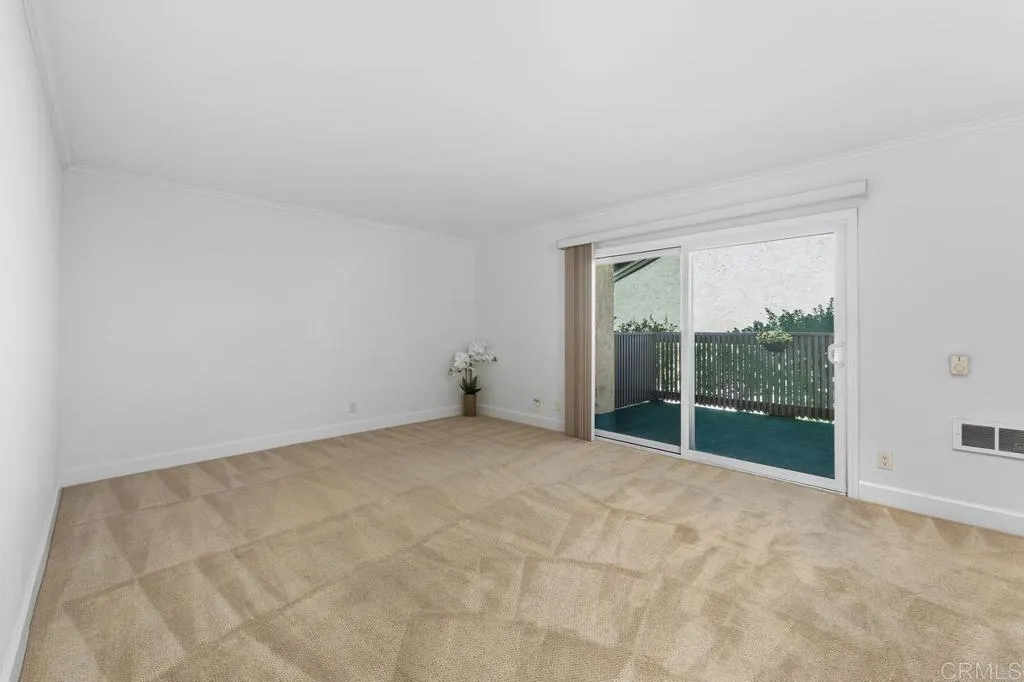 8544 Via Mallorca B, La Jolla, California 92037 — photo 5