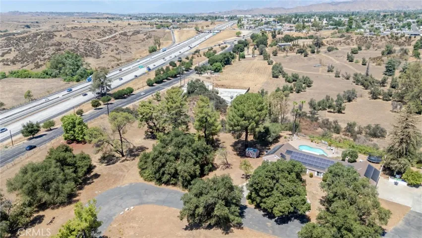 61 Redwood, Calimesa, California 92320 — photo 4