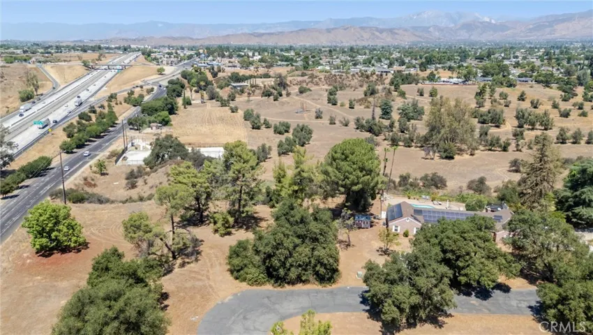 61 Redwood, Calimesa, California 92320 — photo 5