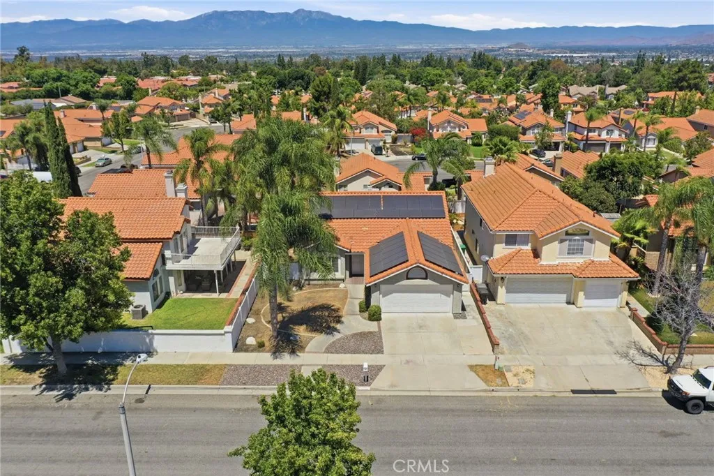 1367 Pajero, Corona, California 92882 — photo 4