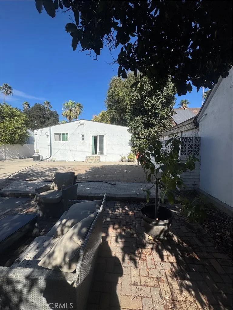 3280 Genevieve, San Bernardino, California 92405 — photo 4