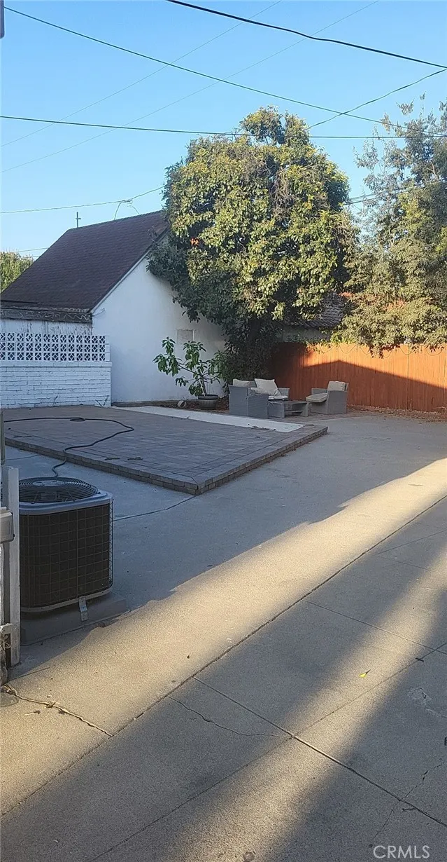 3280 Genevieve, San Bernardino, California 92405 — photo 5