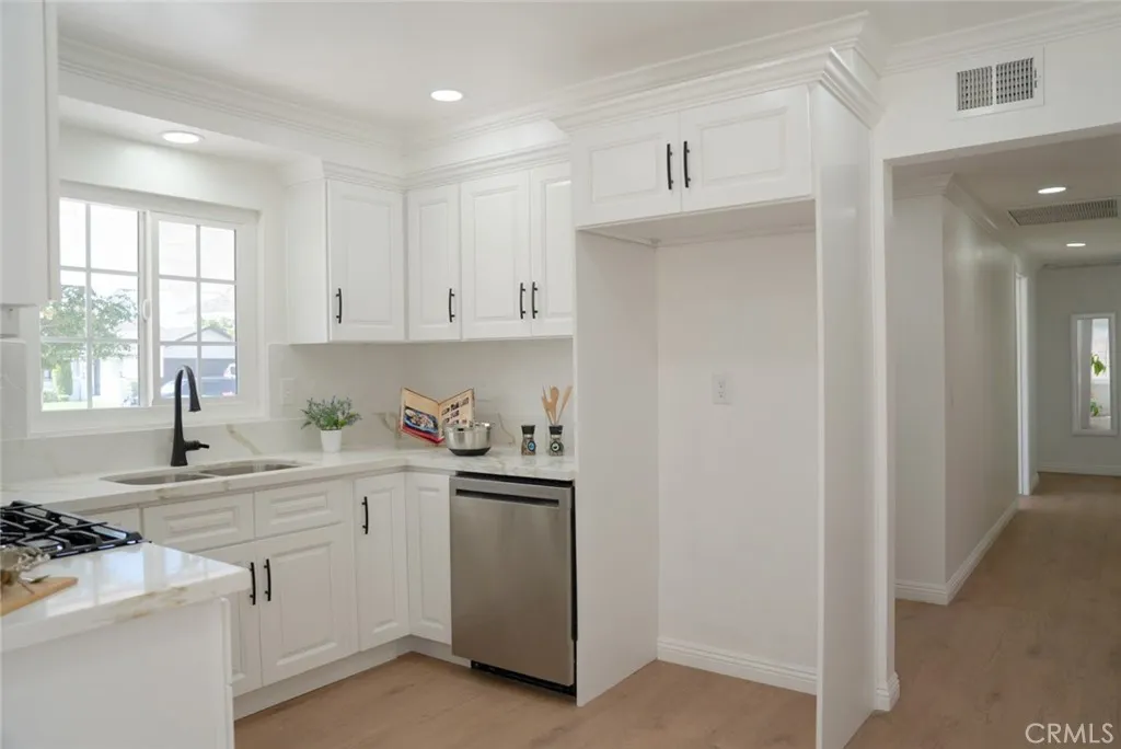 2541 Summershade, La Habra, California 90631 — photo 5