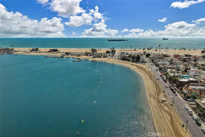 Stunning Views over Naples Island