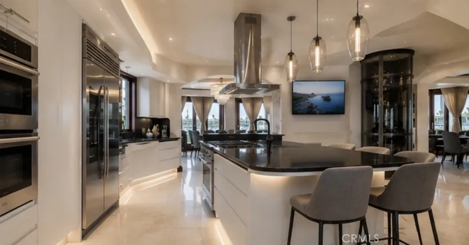 Open Kitchen With Elevator And Beach Access