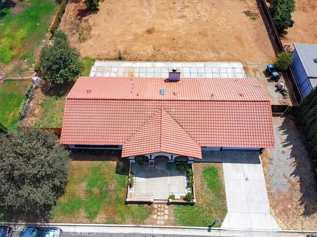 7950 Olivia Way, Riverside, California 92509 — photo 4