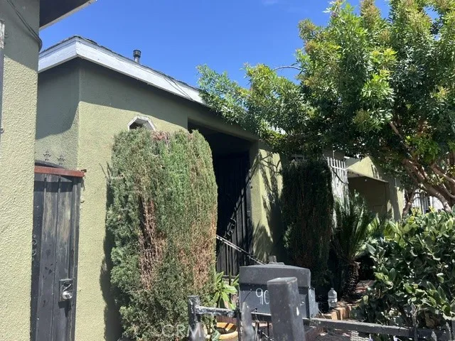 1202 W 90th, Los Angeles, California 90044 — photo 5