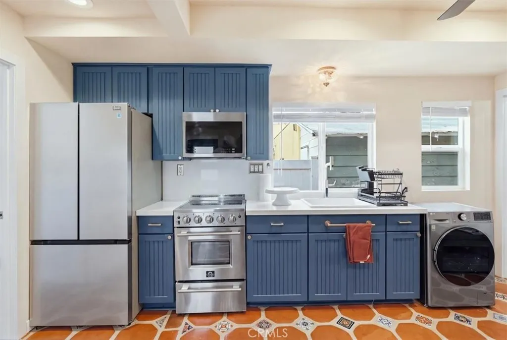 512 S Maple, Santa Ana, California 92701 — photo 4