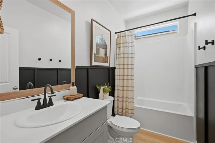 Downstairs Full Bathroom