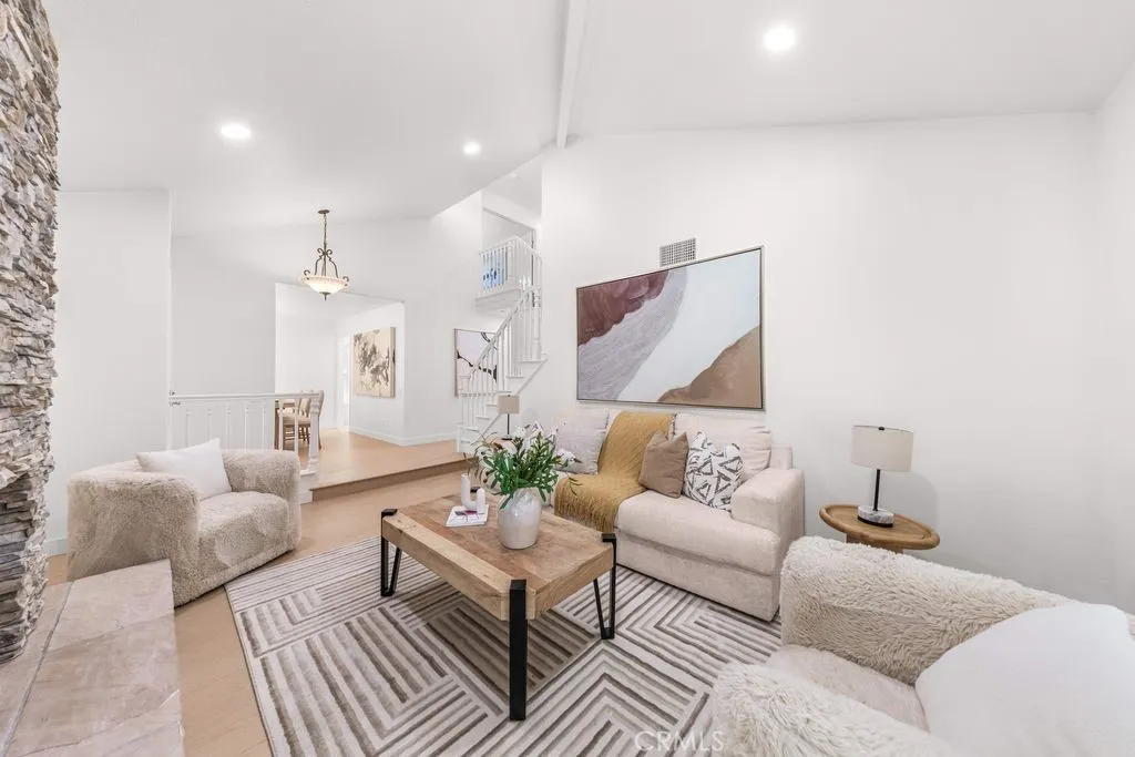 24 Whitecloud, Irvine, California 92614 — photo 4