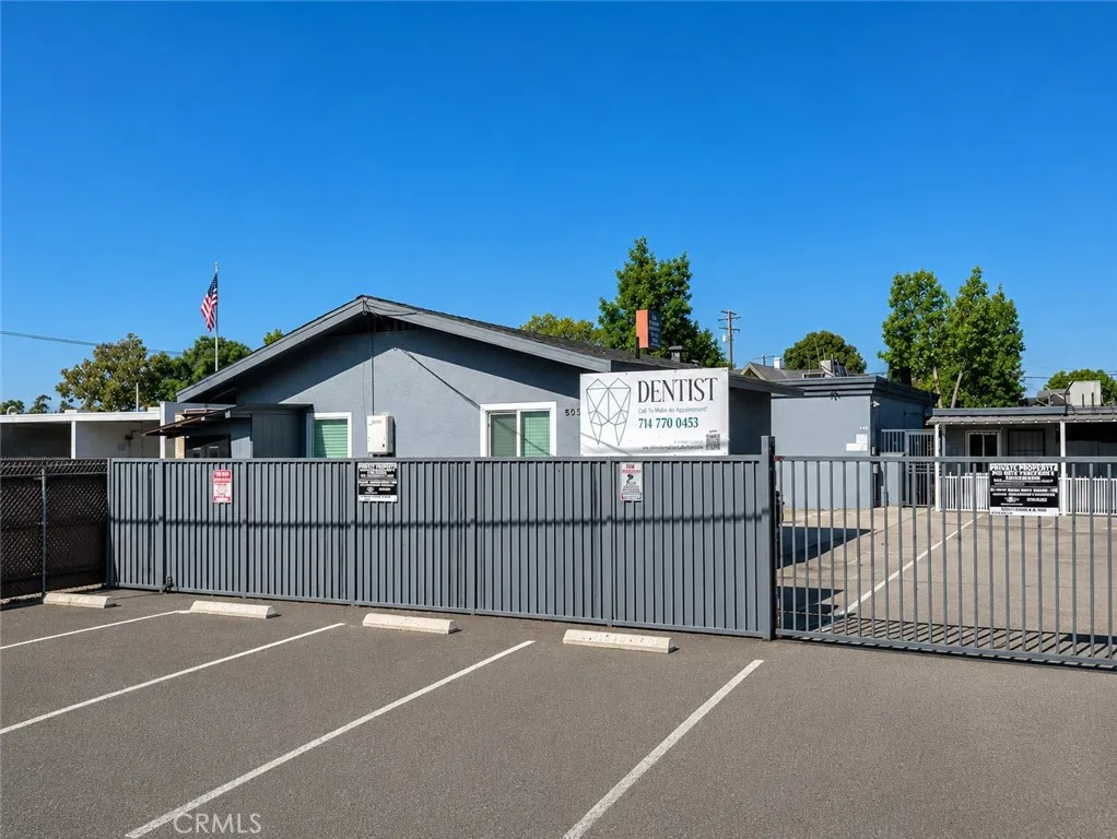 506 S Harbor, Fullerton, California 92832 — photo 4