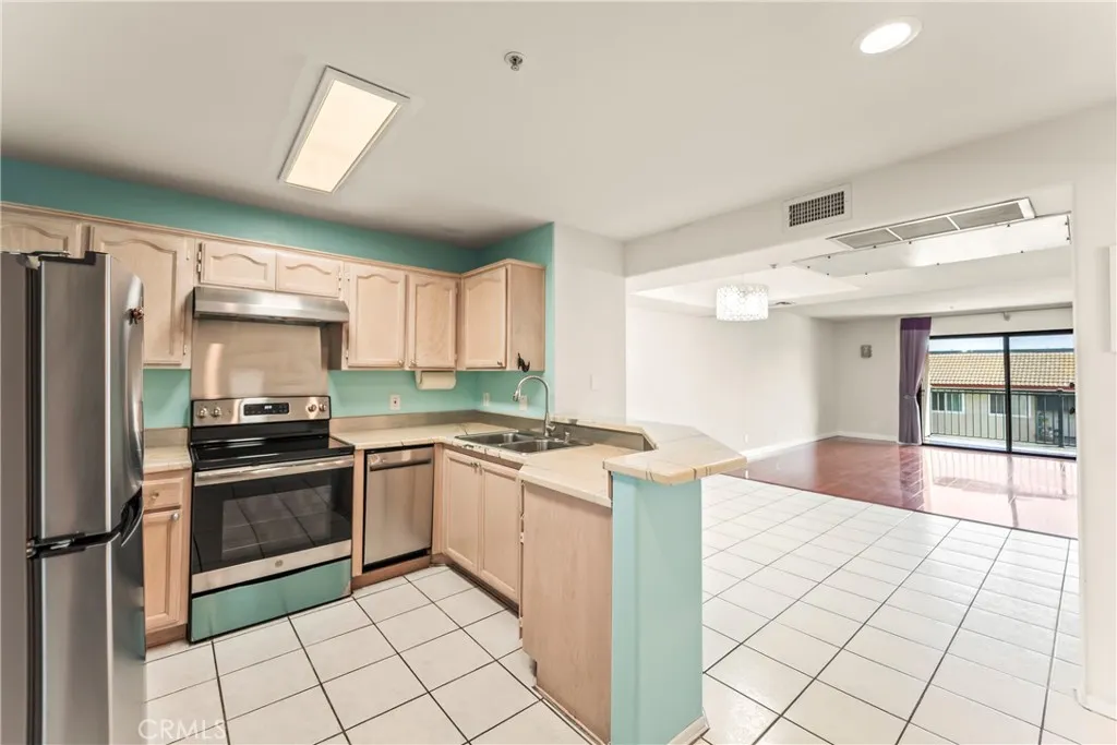 321 N Orange 308, Monterey Park, California 91755 — photo 5