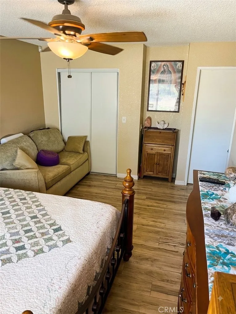 15893 Arbury, Hesperia, California 92345 — photo 4