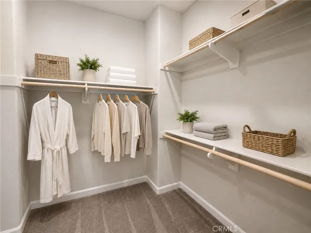Virtually Staged-Owner's Suite Closet