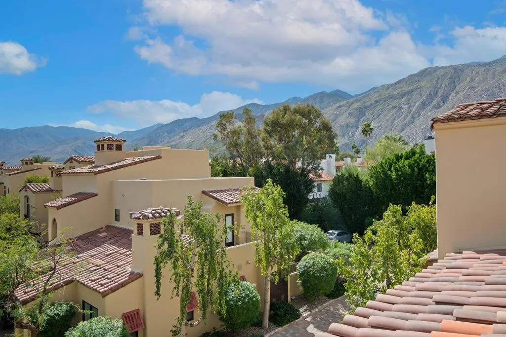 1018 Villorrio Drive N, Palm Springs, California 92262 — photo 4