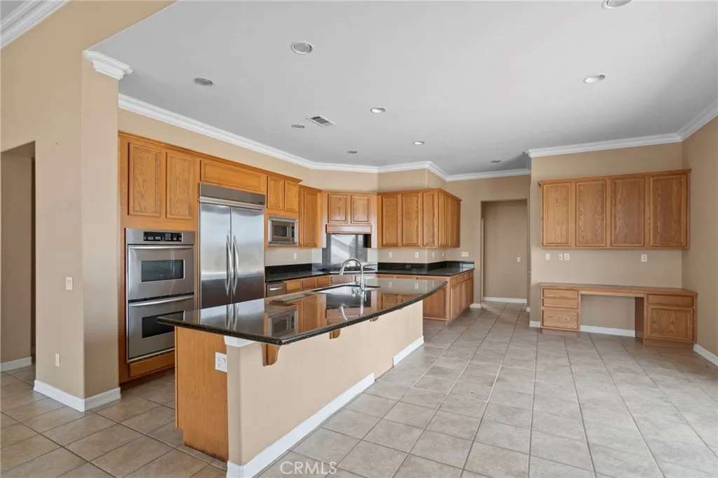 18530 Oak Park, Riverside, California 92504 — photo 4