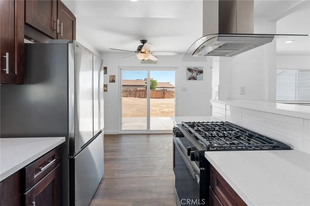 1213 E Virginia Way, Barstow, California 92311 — photo 5