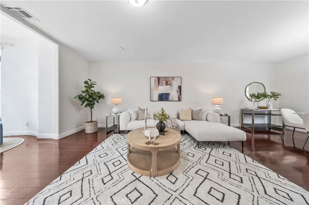 454 W Duarte D, Arcadia, California 91007 — photo 4