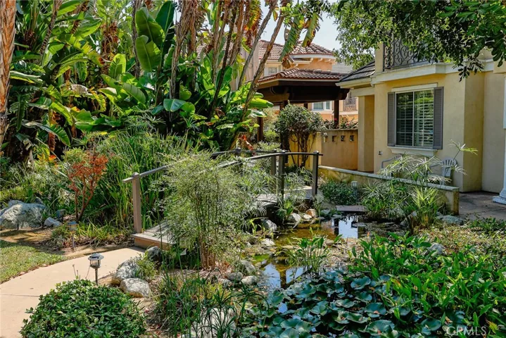 Beautiful Japanese-Style Garden Within the Community